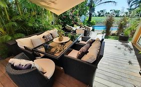 Jolie Maisonnette, Piscine, Jacuzzi